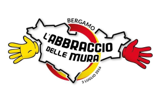 Logo abbraccio-da-record-per-le-mura-unesco-una-catena-umana-con-12000-persone